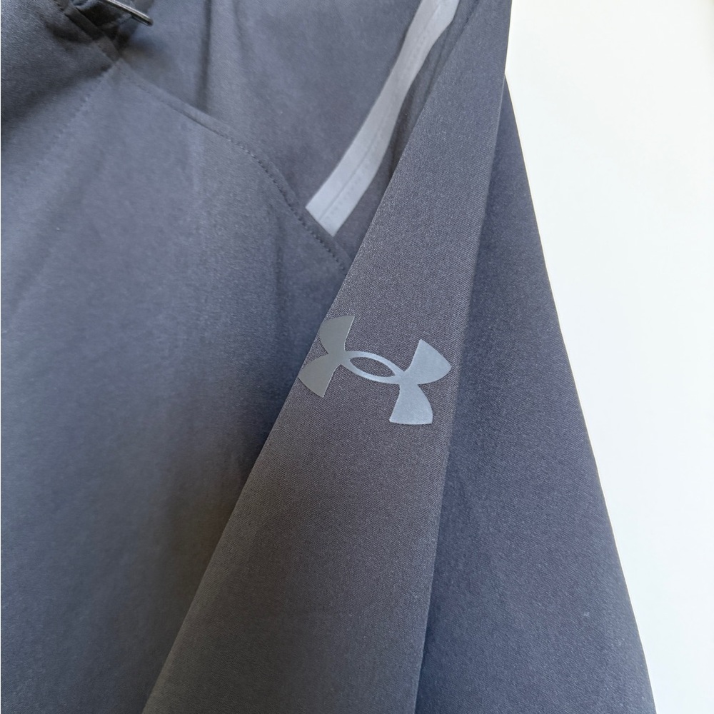 Men's Black Under Armour Jacket - Picture 2 of 4